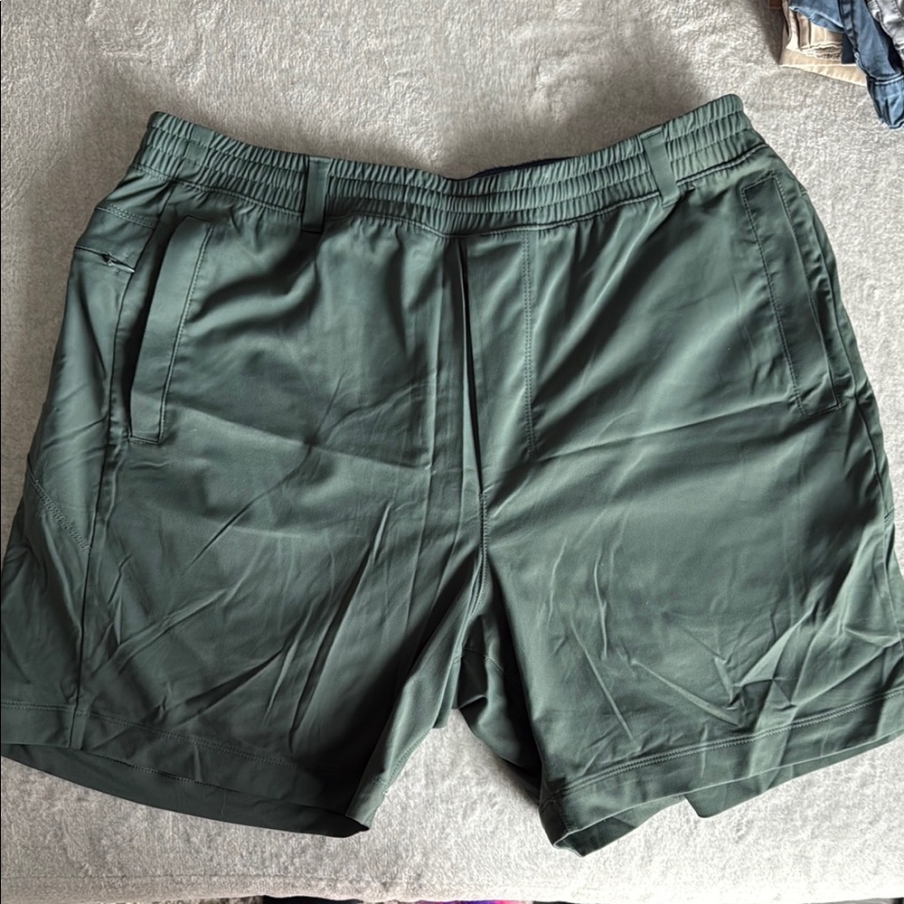 Birddogs Green Athletic Shorts Lightweight Elastic Waist